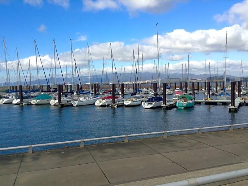 Hull Hokko Marina Osaka